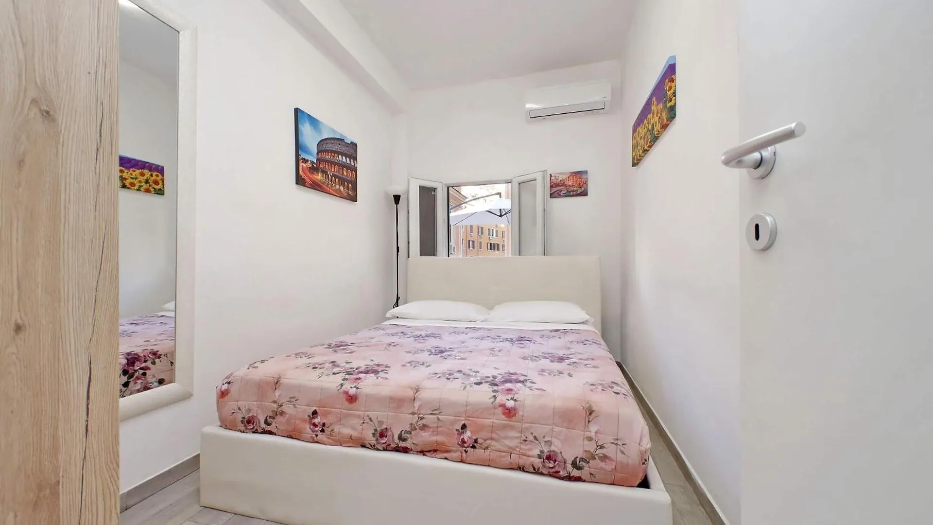 Mantellini Terrace Duplex Apartment Rome Italy