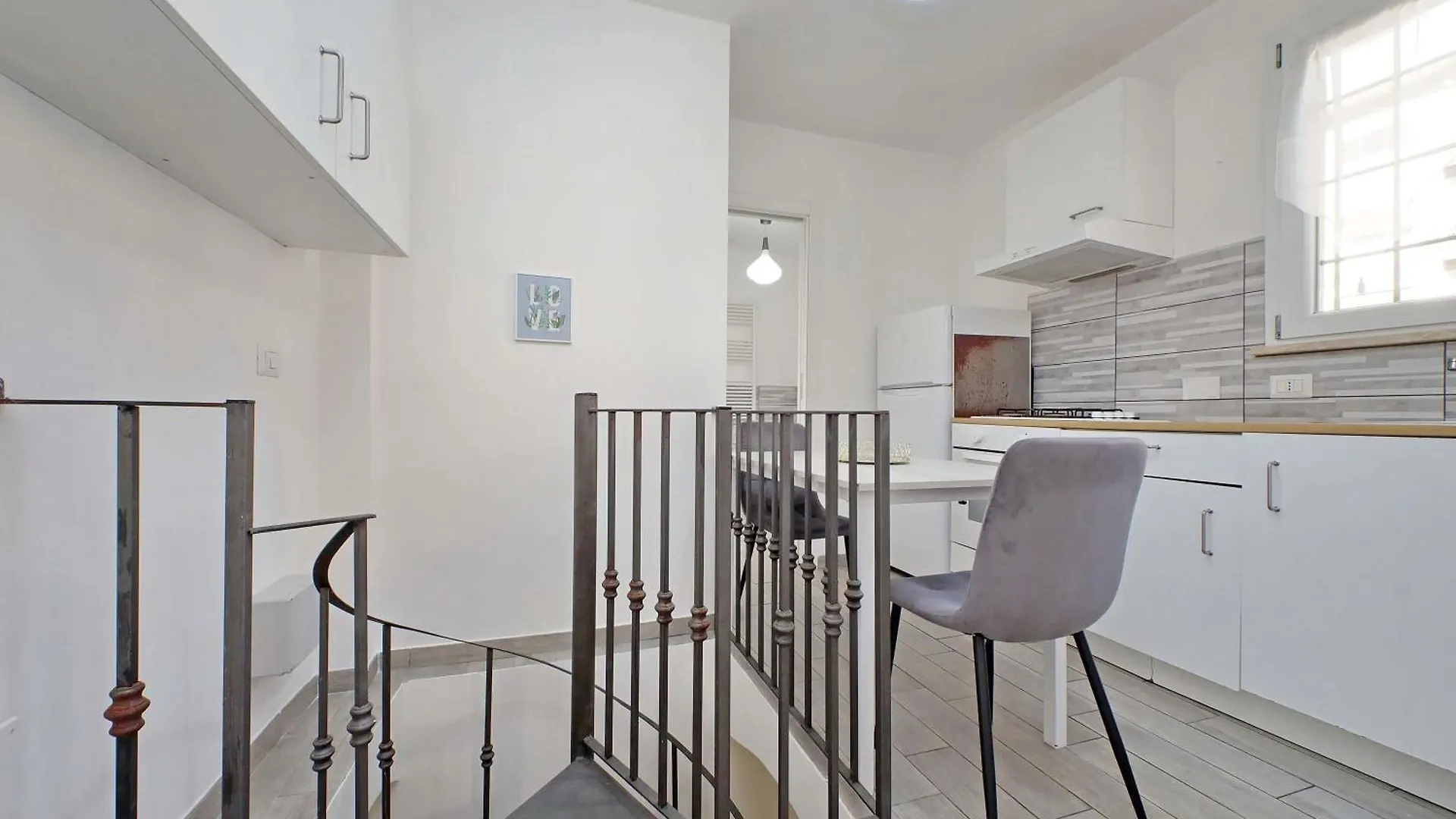 Mantellini Terrace Duplex Apartment Rome